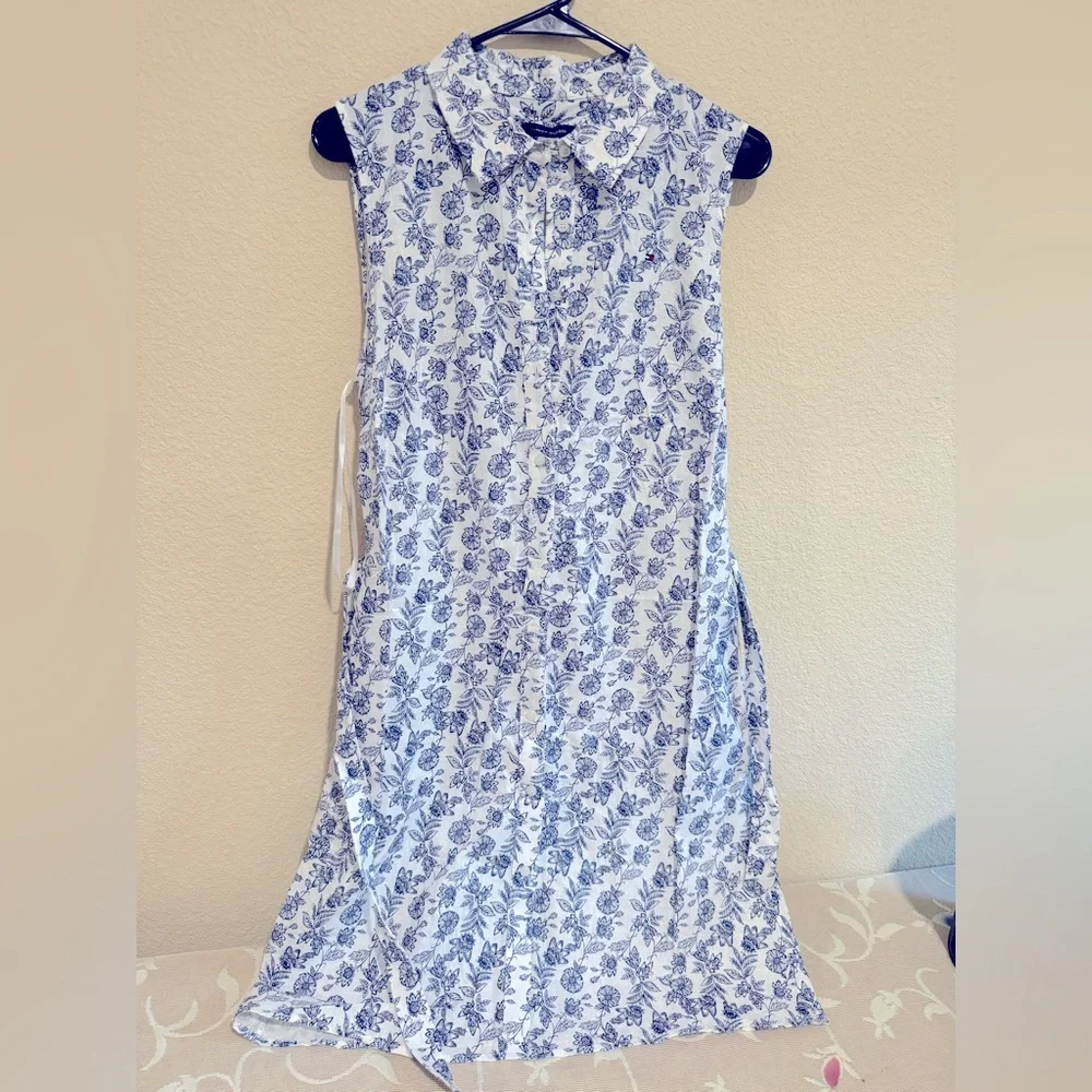 Tommy Hilfiger Navy Floral Print Dress. NWOT - Picture 1 of 3